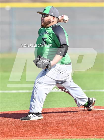 Thumbnail 3 in Bonham vs Lake Worth (Krum Invitational) photogallery.