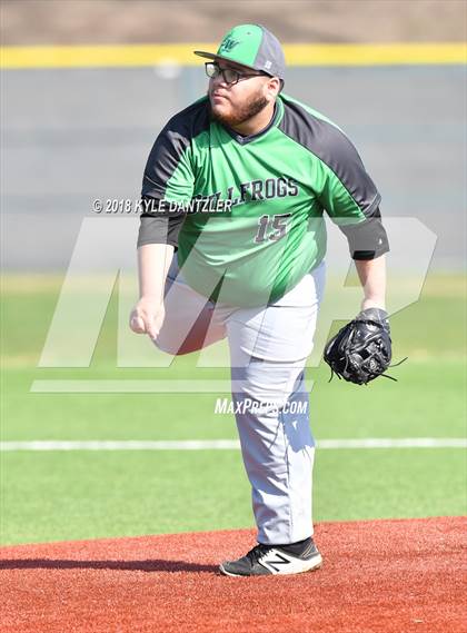 Thumbnail 2 in Bonham vs Lake Worth (Krum Invitational) photogallery.