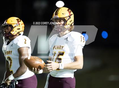 Thumbnail 2 in Perry vs Griffin photogallery.