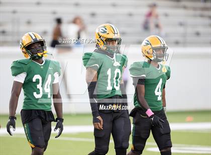 Thumbnail 1 in Perry vs Griffin photogallery.