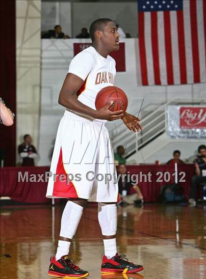 Thumbnail 3 in Prestonwood Christian vs. Oak Hill Academy (Spalding Hoophall Classic) photogallery.