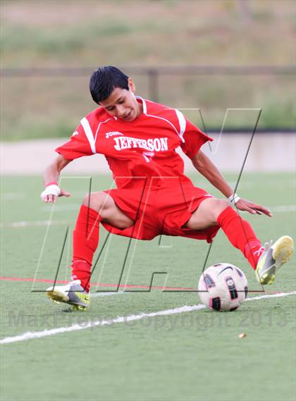 Thumbnail 3 in Kent Denver vs Jefferson photogallery.