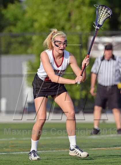 Thumbnail 2 in Garden City vs Manhasset (Section 8 Class B Final) photogallery.