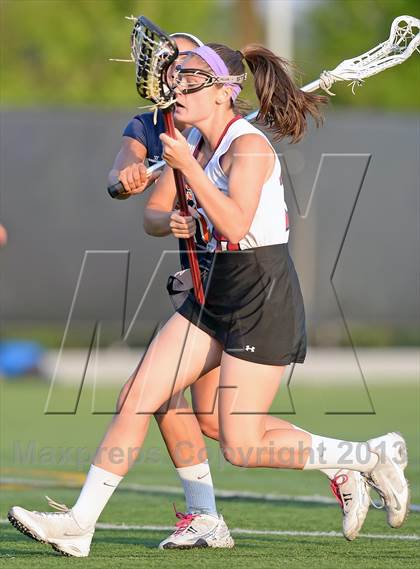 Thumbnail 1 in Garden City vs Manhasset (Section 8 Class B Final) photogallery.