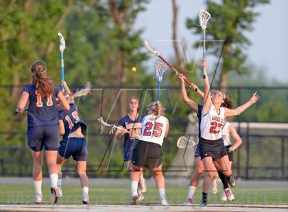 Thumbnail 1 in Garden City vs Manhasset (Section 8 Class B Final) photogallery.