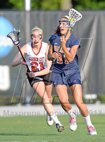 Thumbnail 1 in Garden City vs Manhasset (Section 8 Class B Final) photogallery.