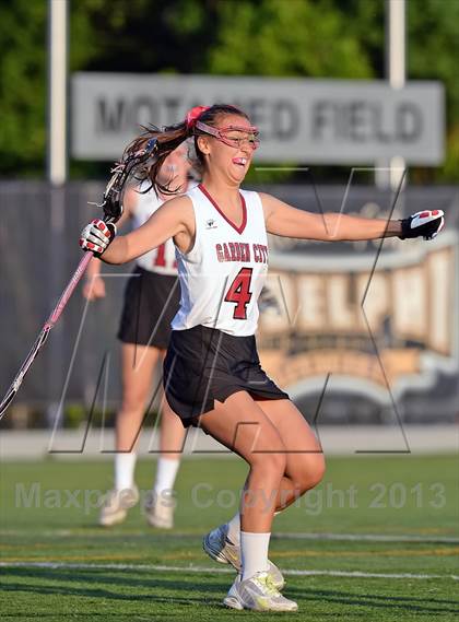 Thumbnail 2 in Garden City vs Manhasset (Section 8 Class B Final) photogallery.