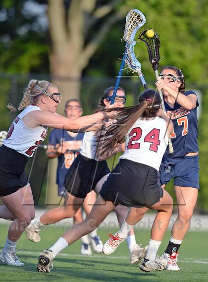 Thumbnail 3 in Garden City vs Manhasset (Section 8 Class B Final) photogallery.