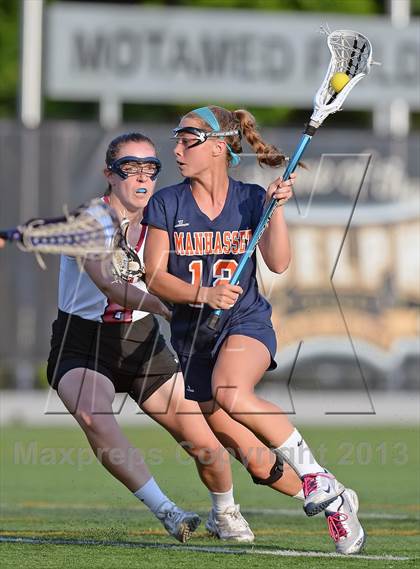 Thumbnail 3 in Garden City vs Manhasset (Section 8 Class B Final) photogallery.