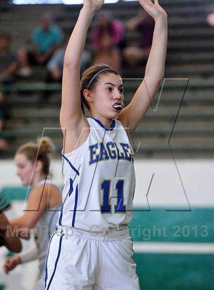 Thumbnail 3 in Santa Margarita vs Capistrano Valley (Costa Mesa Winter Classic) photogallery.