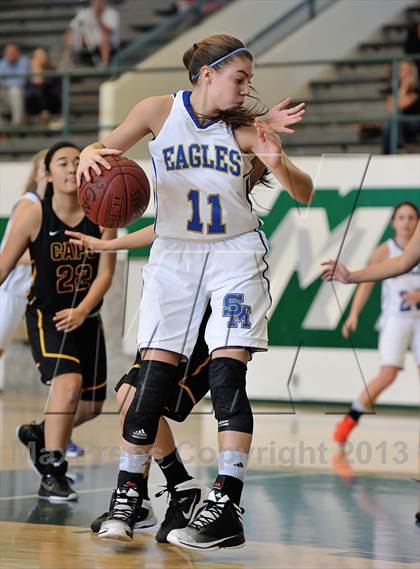Thumbnail 2 in Santa Margarita vs Capistrano Valley (Costa Mesa Winter Classic) photogallery.