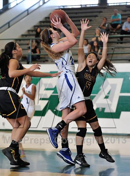 Thumbnail 1 in Santa Margarita vs Capistrano Valley (Costa Mesa Winter Classic) photogallery.
