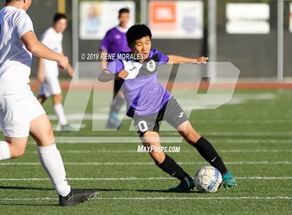 Thumbnail 3 in Burbank @ Hoover photogallery.