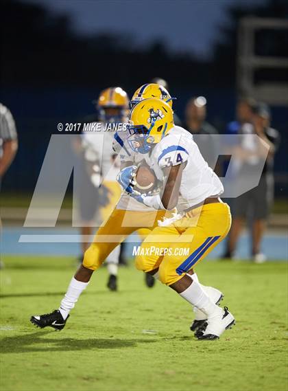 Thumbnail 3 in Northwestern vs. IMG Academy photogallery.