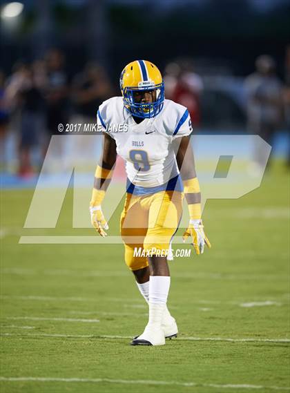 Thumbnail 2 in Northwestern vs. IMG Academy photogallery.