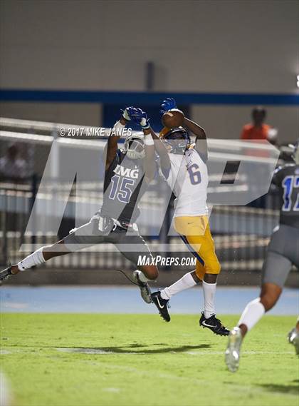 Thumbnail 2 in Northwestern vs. IMG Academy photogallery.