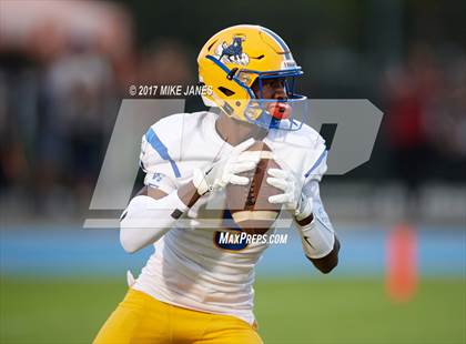 Thumbnail 3 in Northwestern vs. IMG Academy photogallery.