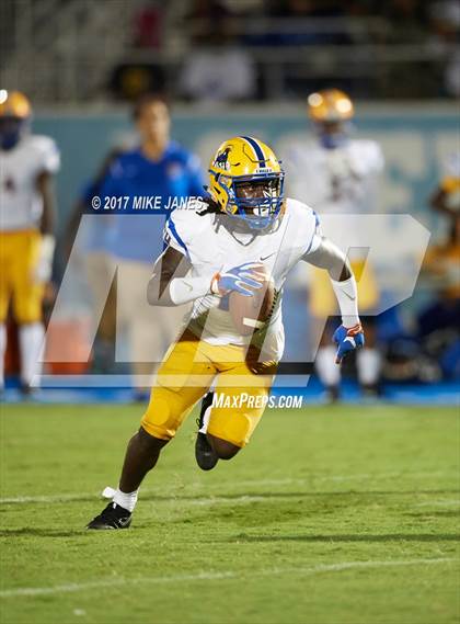 Thumbnail 1 in Northwestern vs. IMG Academy photogallery.