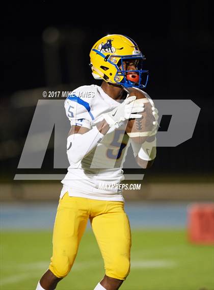 Thumbnail 2 in Northwestern vs. IMG Academy photogallery.