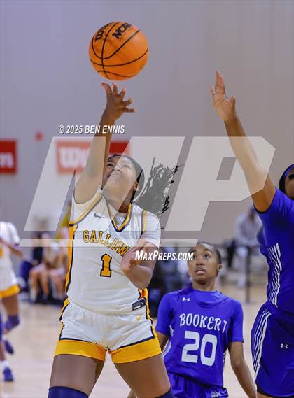 Thumbnail 2 in Booker T. Washington vs. Galloway (She Got Game Classic) photogallery.