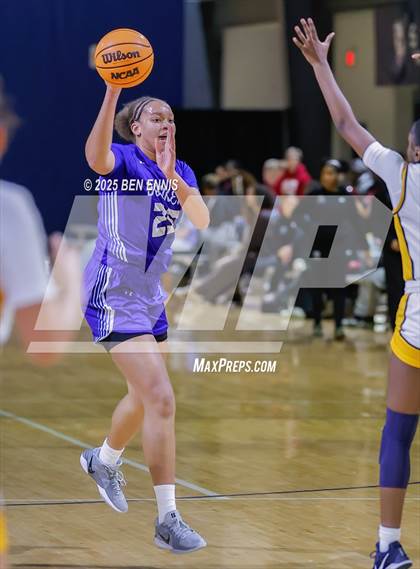 Thumbnail 1 in Booker T. Washington vs. Galloway (She Got Game Classic) photogallery.