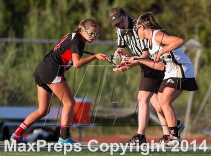 Thumbnail 1 in Palos Verdes vs Oak Park (CIF Playoff) photogallery.