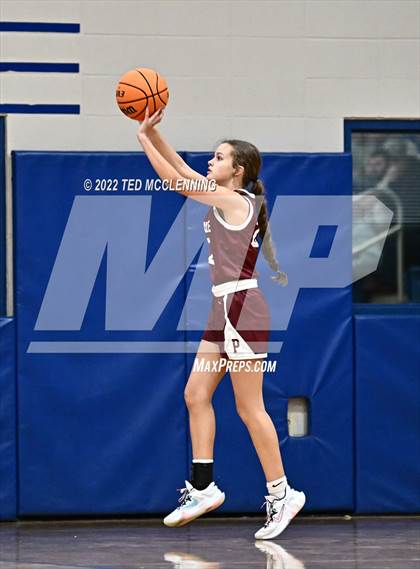 Thumbnail 2 in Perryville vs Jessieville (Larry Ray Memorial Championship) photogallery.