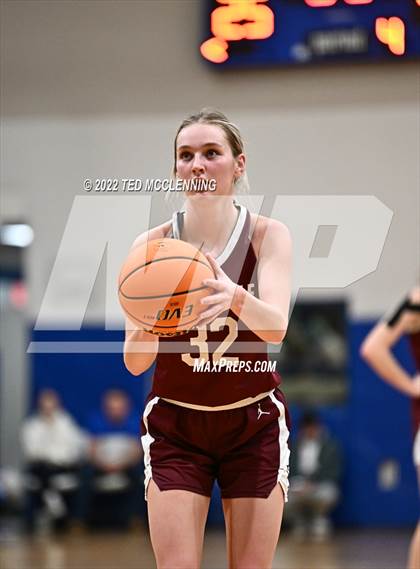 Thumbnail 1 in Perryville vs Jessieville (Larry Ray Memorial Championship) photogallery.