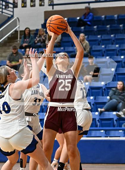 Thumbnail 2 in Perryville vs Jessieville (Larry Ray Memorial Championship) photogallery.