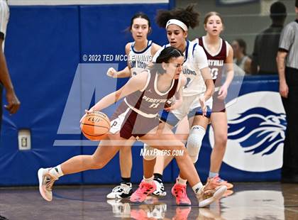 Thumbnail 3 in Perryville vs Jessieville (Larry Ray Memorial Championship) photogallery.