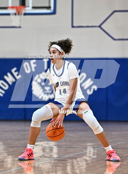 Thumbnail 1 in Perryville vs Jessieville (Larry Ray Memorial Championship) photogallery.