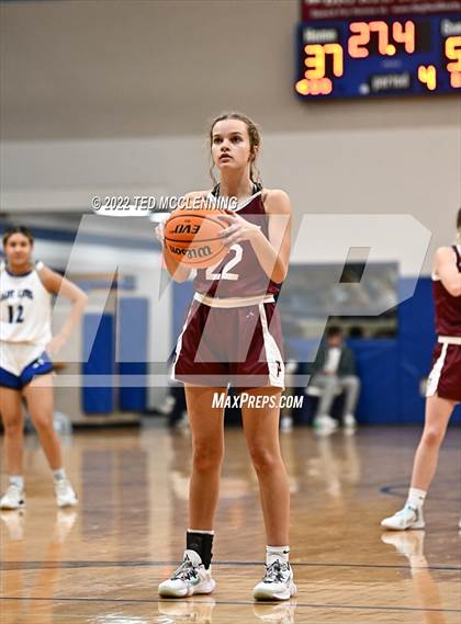 Thumbnail 2 in Perryville vs Jessieville (Larry Ray Memorial Championship) photogallery.