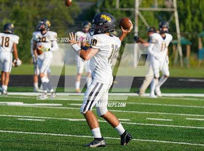 Thumbnail 2 in Mooresville @ Decatur Central photogallery.