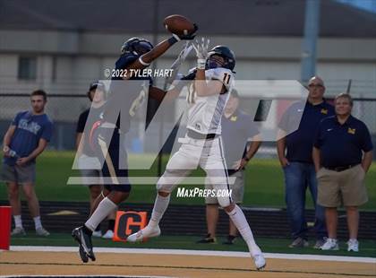 Thumbnail 3 in Mooresville @ Decatur Central photogallery.