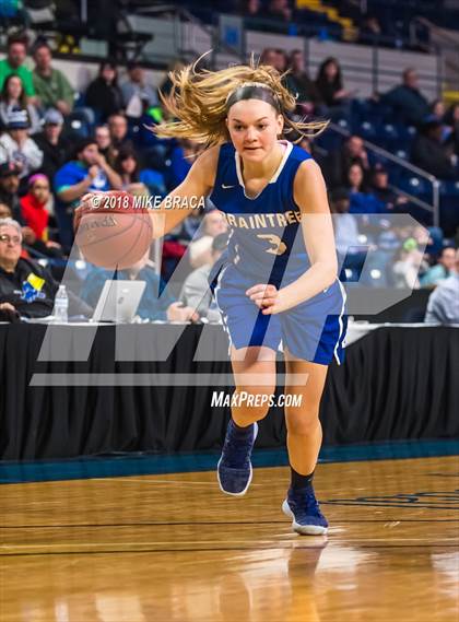 Thumbnail 2 in Braintree vs. Central (MIAA Division 1 State Final) photogallery.