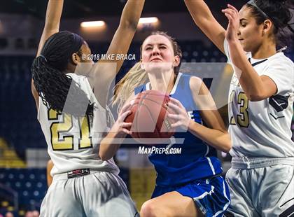 Thumbnail 2 in Braintree vs. Central (MIAA Division 1 State Final) photogallery.