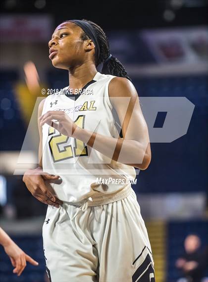 Thumbnail 2 in Braintree vs. Central (MIAA Division 1 State Final) photogallery.