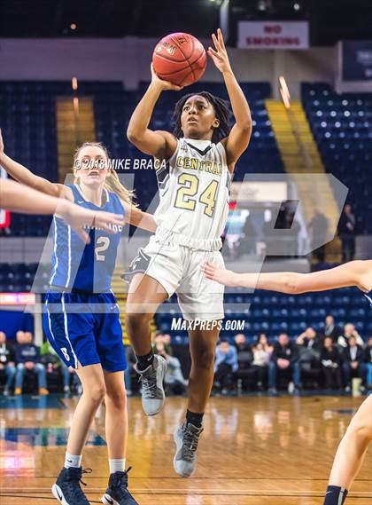Thumbnail 2 in Braintree vs. Central (MIAA Division 1 State Final) photogallery.