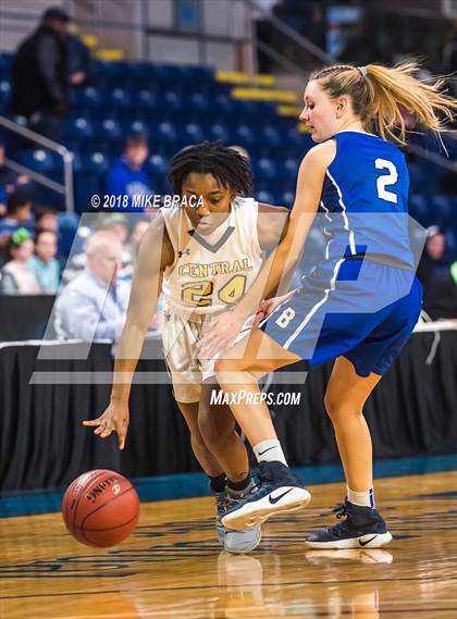 Thumbnail 1 in Braintree vs. Central (MIAA Division 1 State Final) photogallery.