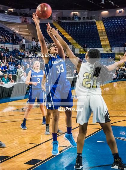 Thumbnail 1 in Braintree vs. Central (MIAA Division 1 State Final) photogallery.