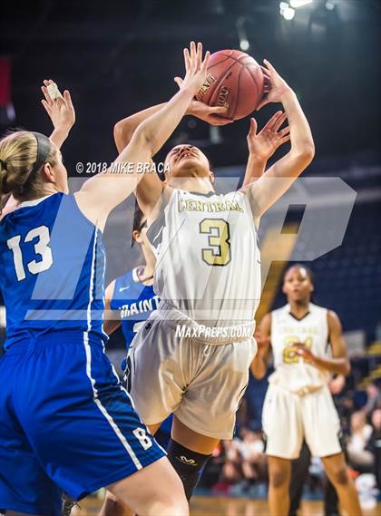 Thumbnail 3 in Braintree vs. Central (MIAA Division 1 State Final) photogallery.