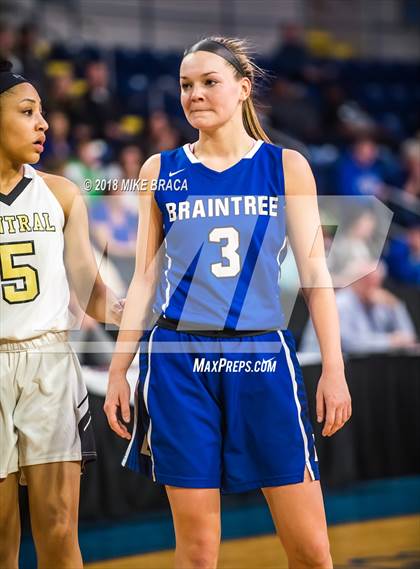Thumbnail 3 in Braintree vs. Central (MIAA Division 1 State Final) photogallery.