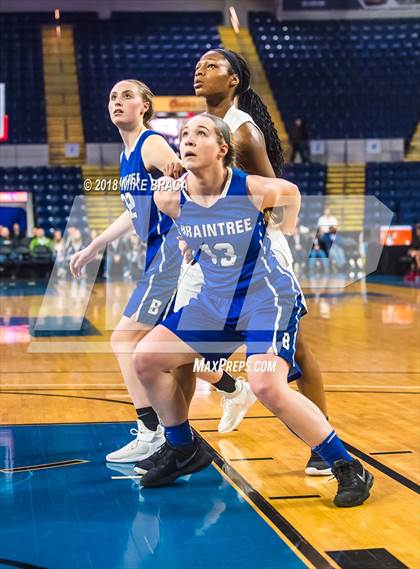 Thumbnail 2 in Braintree vs. Central (MIAA Division 1 State Final) photogallery.