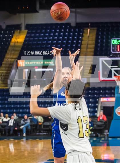 Thumbnail 1 in Braintree vs. Central (MIAA Division 1 State Final) photogallery.