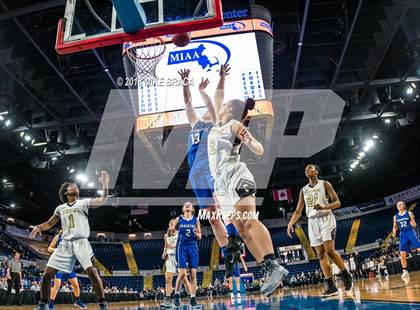 Thumbnail 1 in Braintree vs. Central (MIAA Division 1 State Final) photogallery.