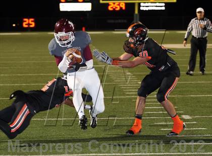 Thumbnail 2 in Gilmer vs. Atlanta (UIL 3A Division 2 Area Playoff) photogallery.