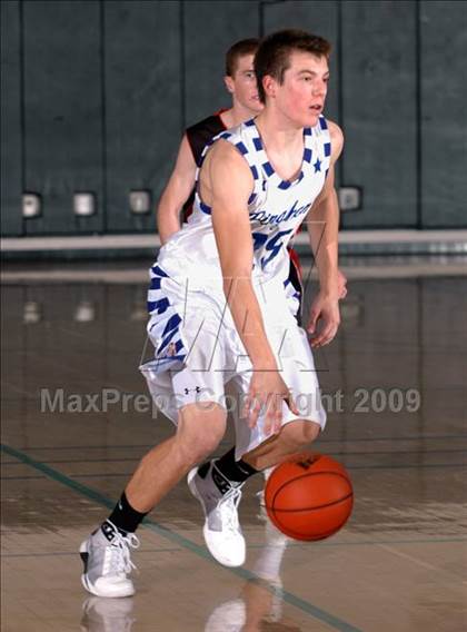 Thumbnail 2 in La Jolla vs. Bingham (MaxPreps Holiday Classic) photogallery.