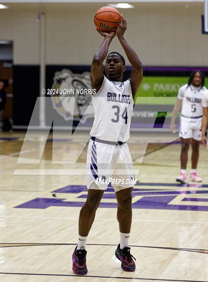 Thumbnail 3 in Fort Wayne Bishop Luers @ New Haven photogallery.