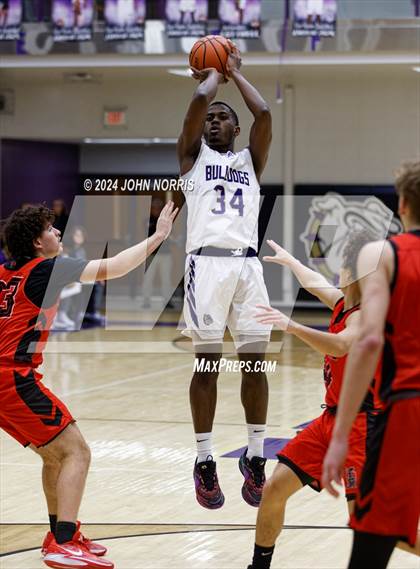Thumbnail 1 in Fort Wayne Bishop Luers @ New Haven photogallery.