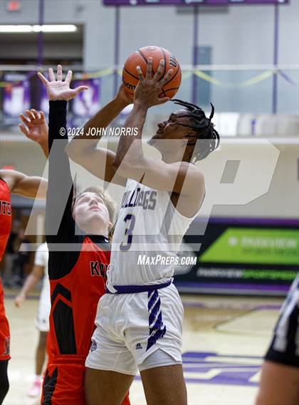 Thumbnail 3 in Fort Wayne Bishop Luers @ New Haven photogallery.